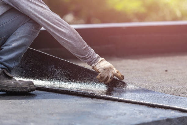 Professional Vapor Barrier Installation technician working in Hillsdale, IN